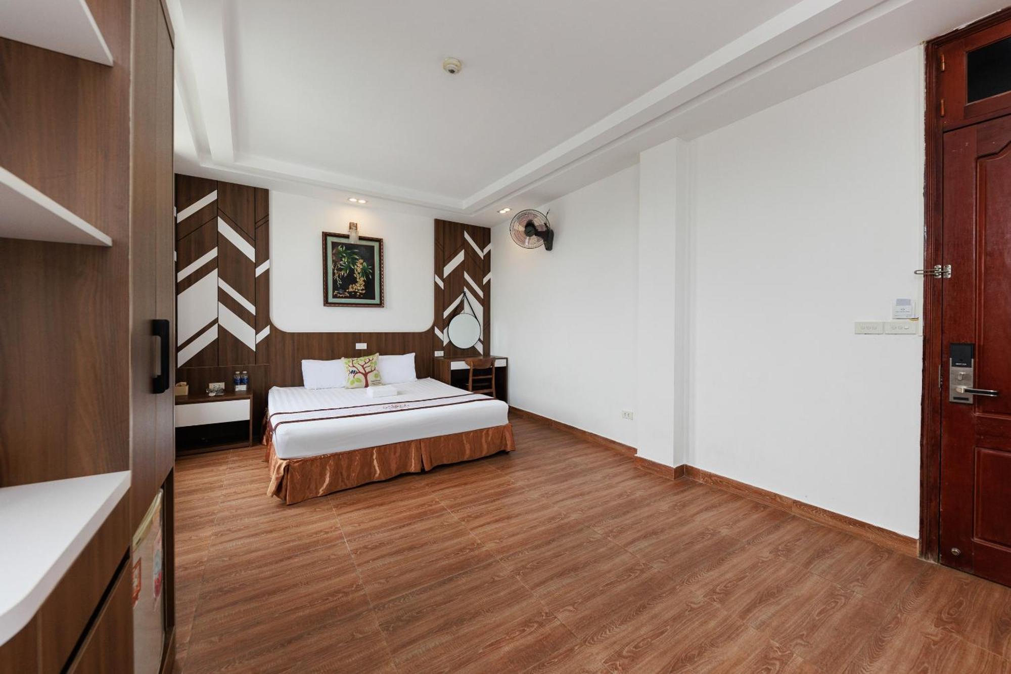 Oyo 472 Lenka Hotel Hanoi Exterior foto