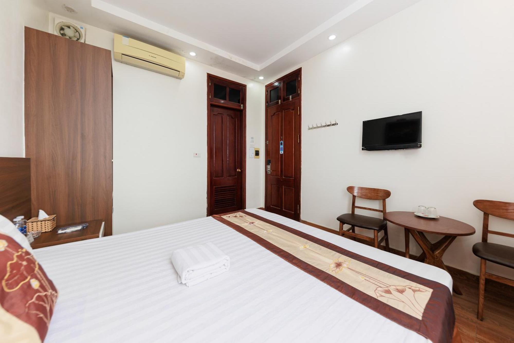 Oyo 472 Lenka Hotel Hanoi Exterior foto