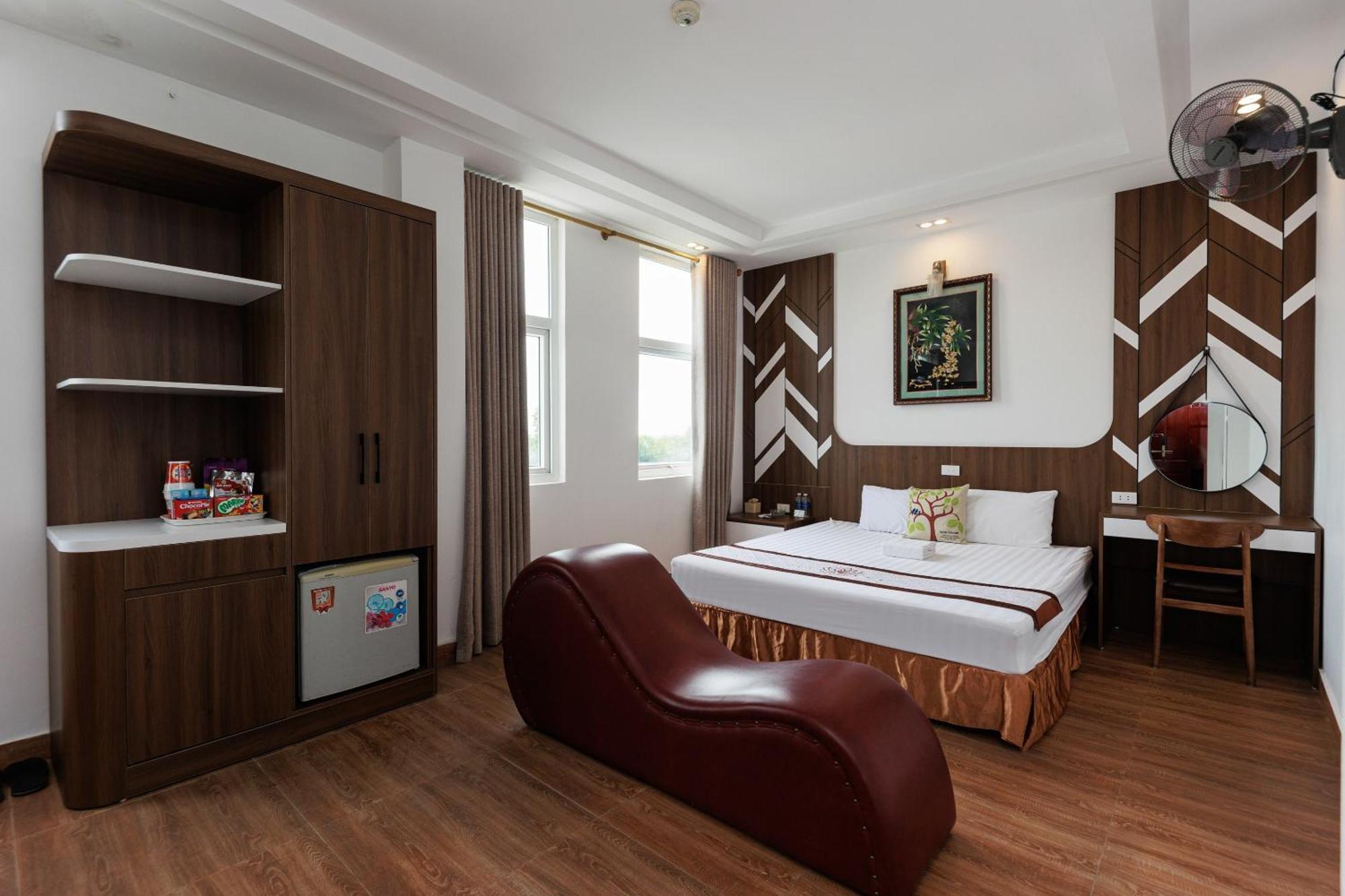 Oyo 472 Lenka Hotel Hanoi Exterior foto